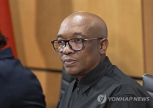 파크스 타우 남아공 통상산업경제부 장관