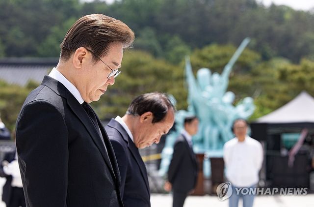 5·18 민주묘지 참배