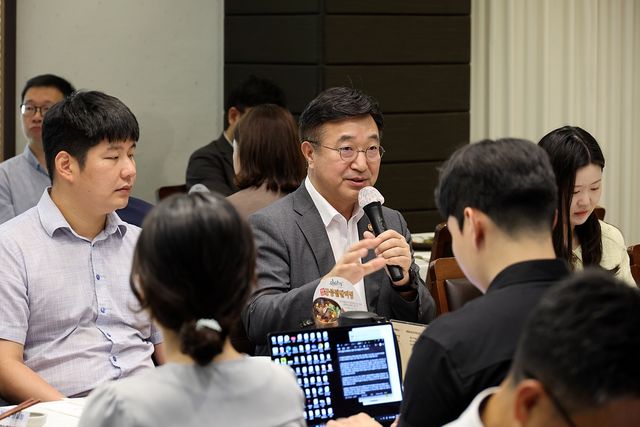 윤호중 행안부 장관, 출입기자단 간담회