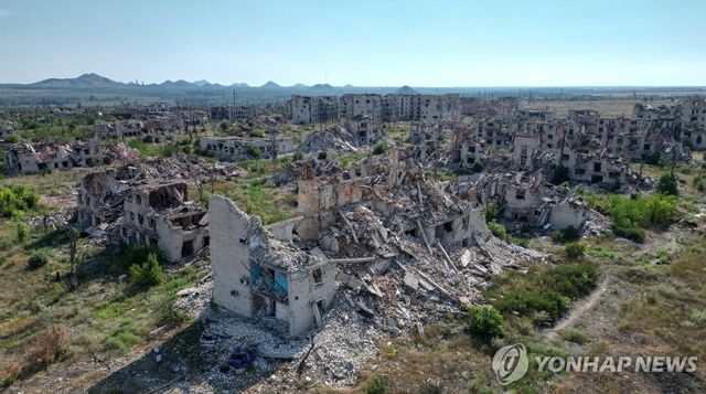 폐허가 된 도네츠크주 마린카 마을