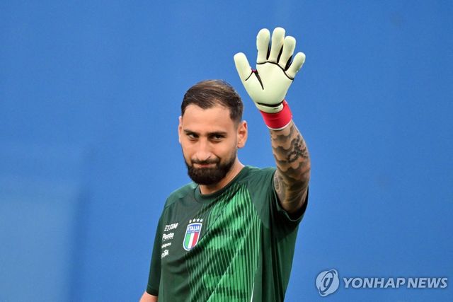 PSG와 결별을 션언한 돈나룸마.