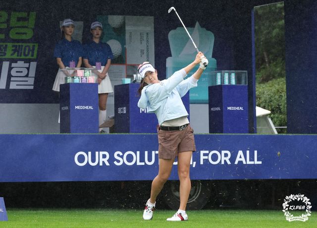 김아림의 아이언 티샷.