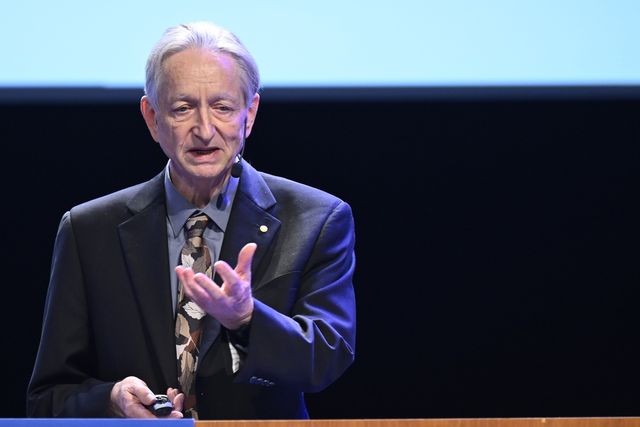 제프리 힌턴 캐나다 토론토대 교수