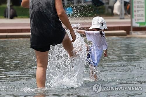 주말에도 이어지는 무더위