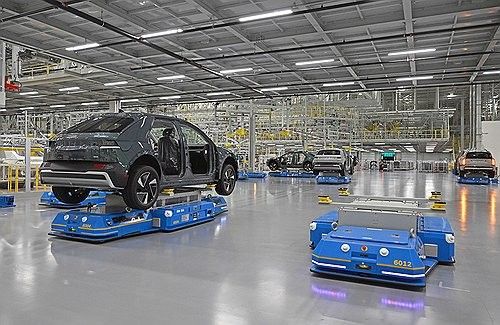 차체 및 부품 나르는 자율이동로봇