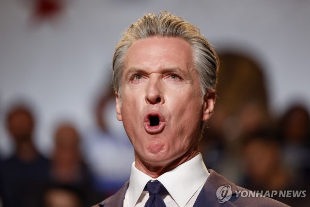 개빈 뉴섬 미 캘리포니아 주지사