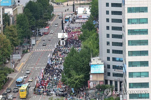 광복절에 열린 민주노총 전국노동자대회