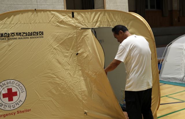 충남 예산 삽교중 임시대피소