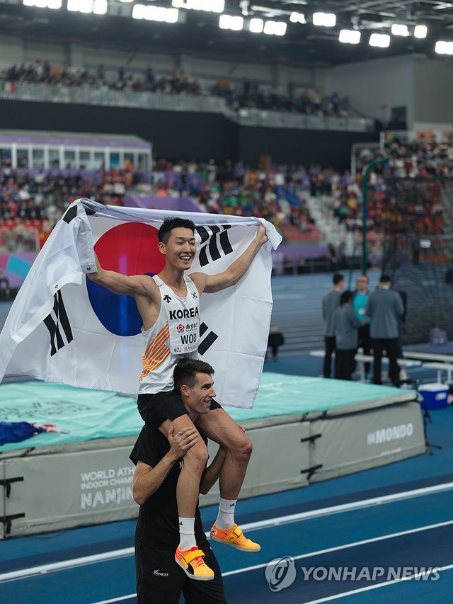 우상혁, 세계실내육상선수권 높이뛰기 우승