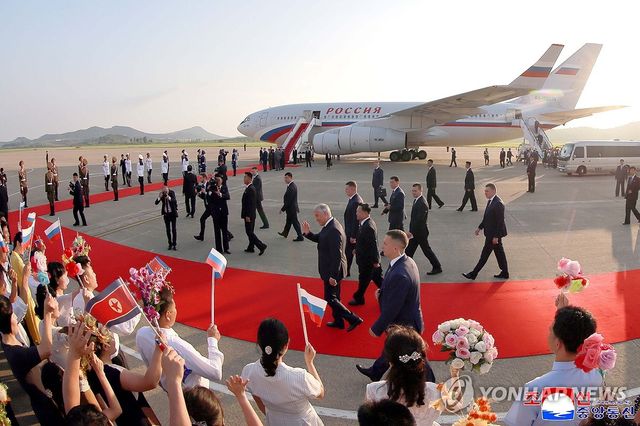 러 하원의장 평양 방문 마치고 귀국