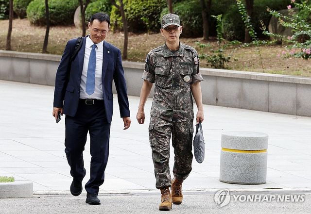 내란 특검 조사 출석하는 김용대 드론작전사령관