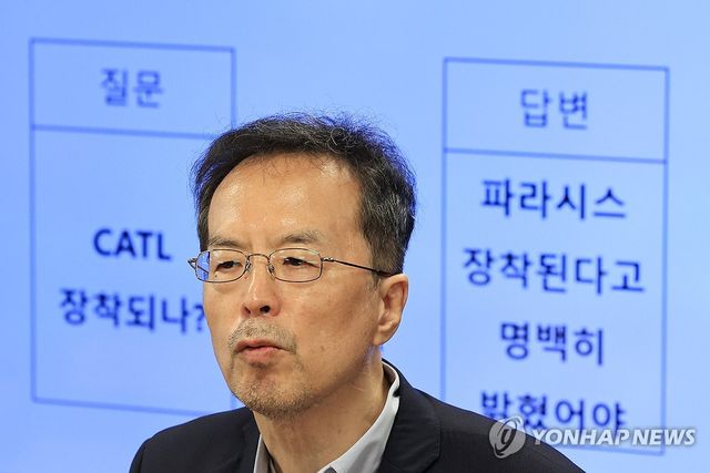 벤츠 EQE 전기차주의 공동소송 관련 설명하는 하종선 변호사