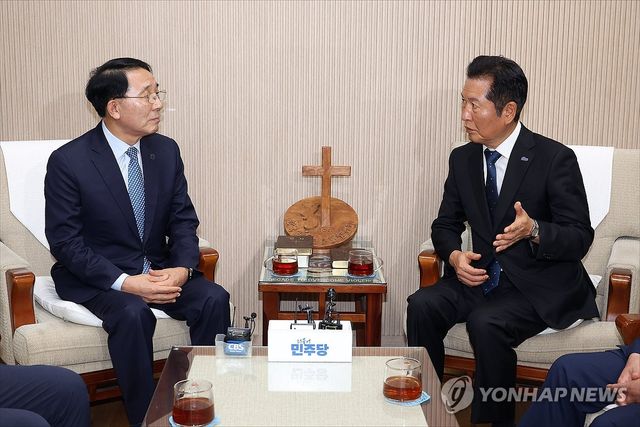 김종생 한국교회협의회 예방한 정청래 대표