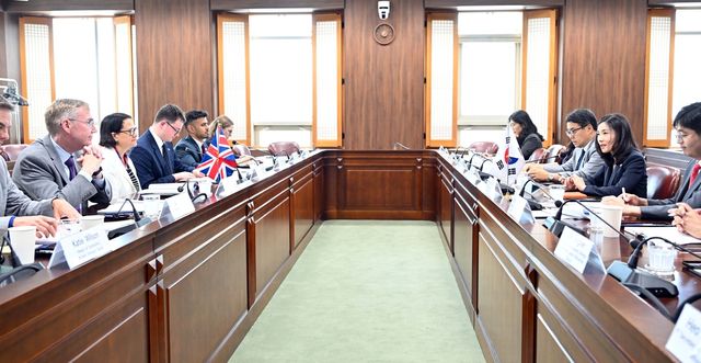 한영 고위급 경제협의회