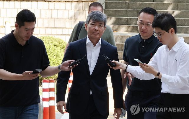 이종호 전 블랙펄인베스트 대표, 법원 출석