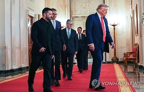 백악관에서 회동한 미국-우크라-유럽 정상들