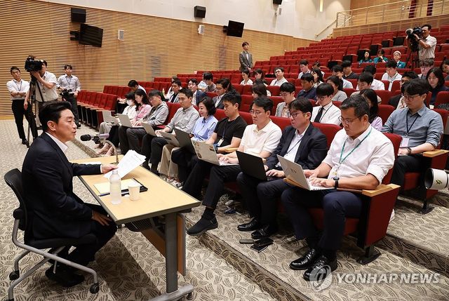 강훈식 대통령비서실장 기자간담회 발언