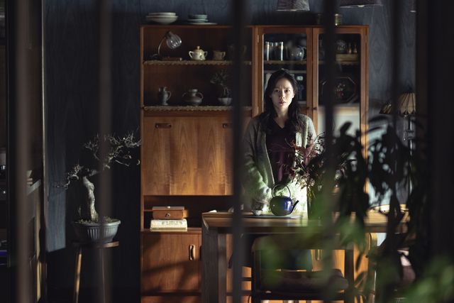 영화 '어쩔수가없다' 속 한 장면