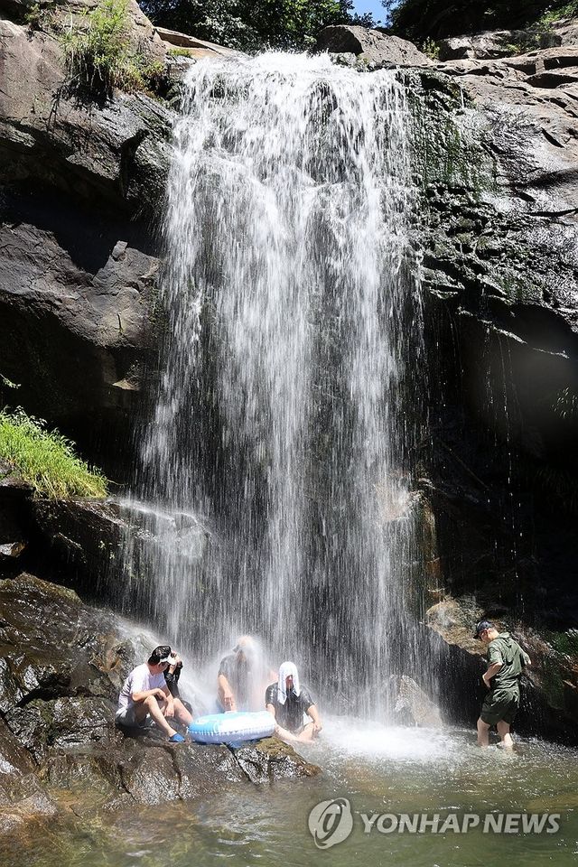 피서. 기사와 직접 관련 없음.