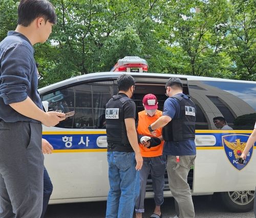 동거 여성 살해 60대 중국인 