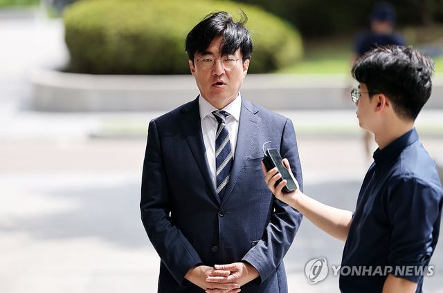 김성회 의원, 내란 특검 출석