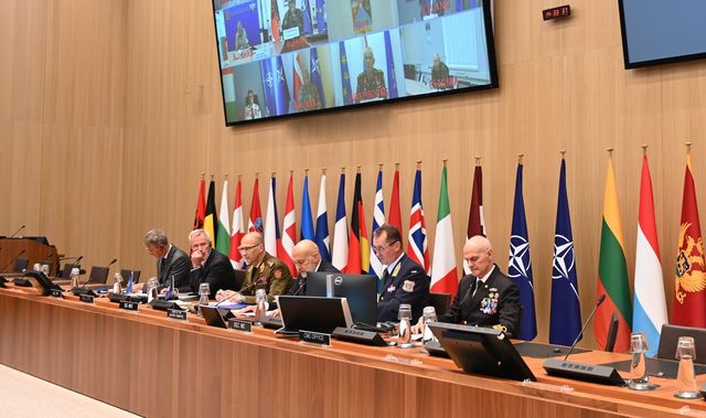 나토 국방총장 화상회의