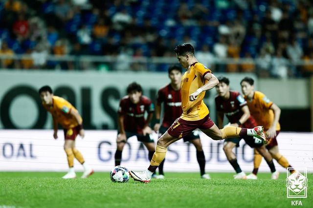 광주 헤이스의 페널티킥 순간.