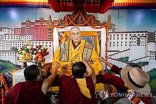 90세 생일을 맞은 달라이 라마