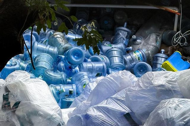 홍콩 정부 조달 짝퉁 생수 '논란' 