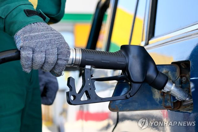 크림반도 고속도로 주유소