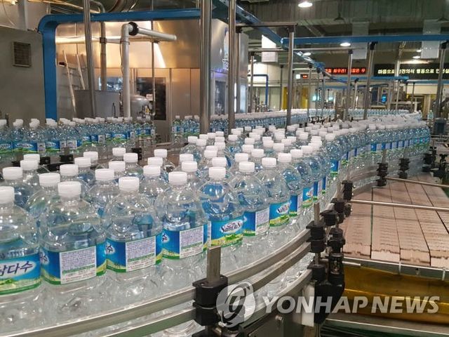 제주 삼다수 생산 모습