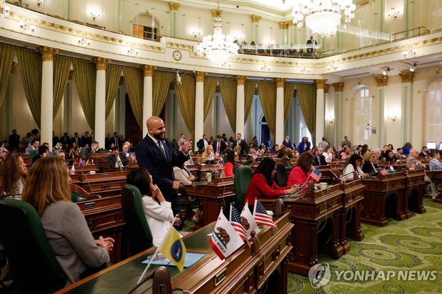 21일 선거구 조정 법안 처리 중인 캘리포니아 주의회