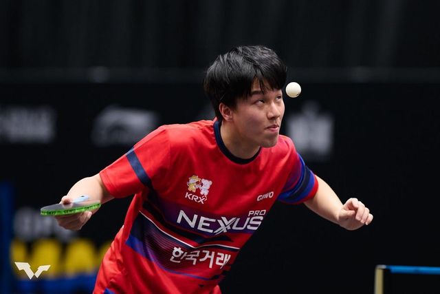 WTT 유럽 스매시 남자단식에 나선 안재현의 경기 장면