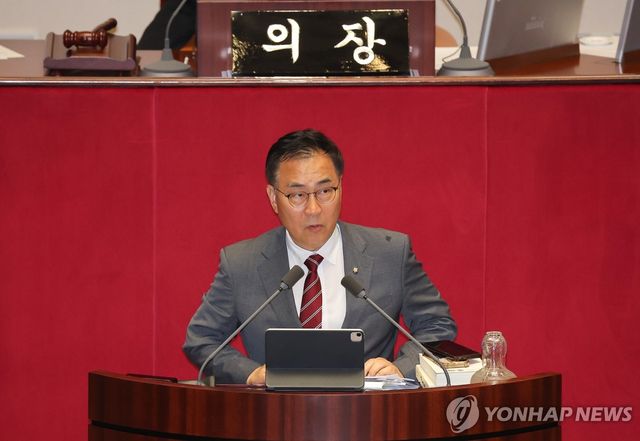 필리버스터 들어간 최형두 의원