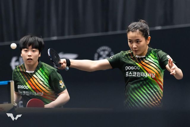 WTT 유럽 스매시 여자복식에 나선 유한나(왼쪽)와 김나영