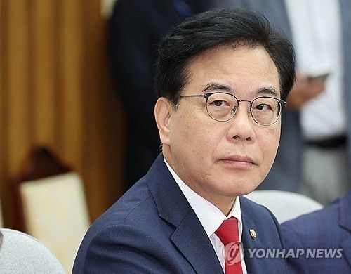 원내대책회의 참석한 송언석 비상대책위원장