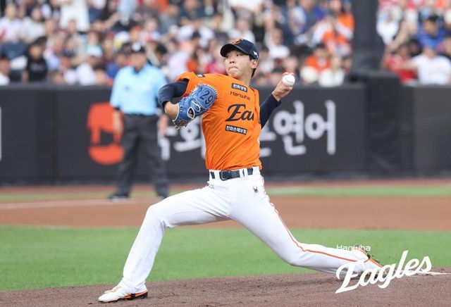 역투하는 황준서