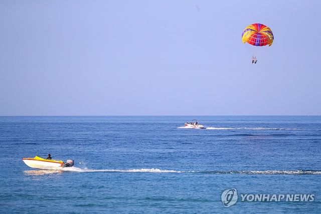 '막바지 피서 즐기자'