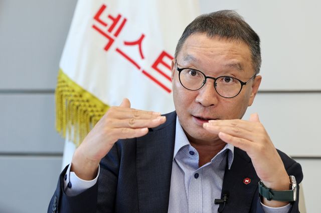 인터뷰 하는 김학수 넥스트레이드 대표