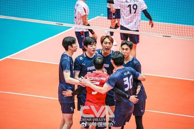 파이팅 외치는 한국 남자배구 대표팀 선수들