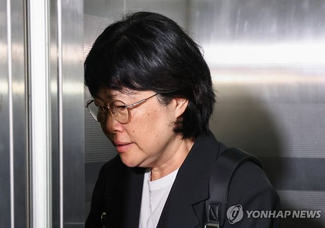 해병특검 출석하는 유재은 전 국방부 법무관리관