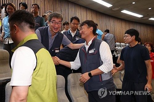 노란봉투법 통과 기뻐하는 노조 