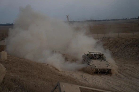 가자지구 북부 자발리아 투입된 이스라엘군 162사단 장갑차