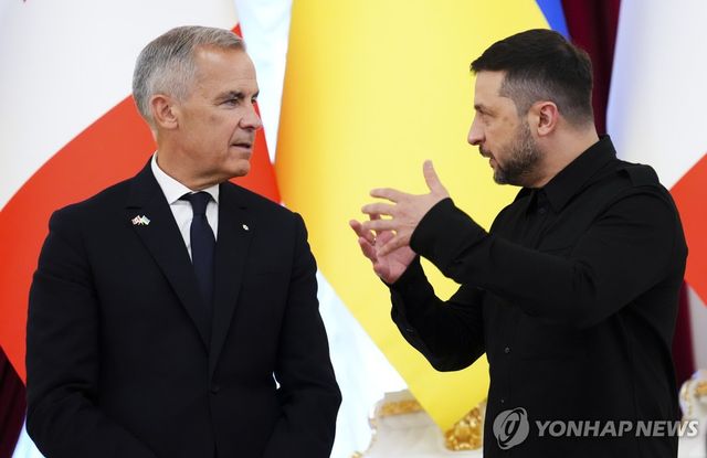 카니 총리와 젤렌스키 대통령