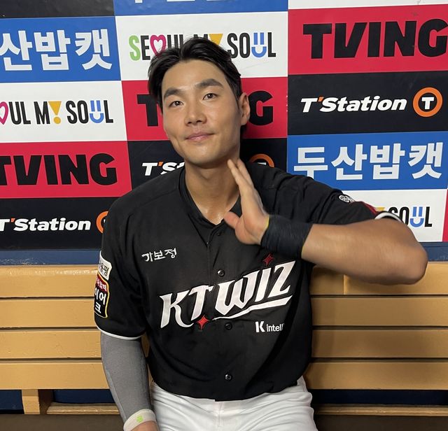 kt wiz 외야수 장진혁