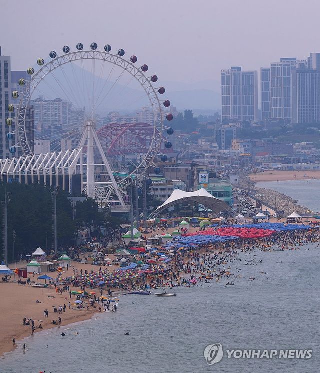 속초해수욕장 피서 열기 절정