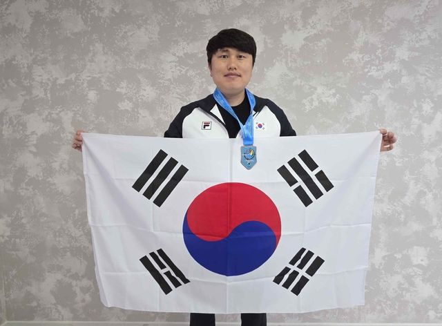 남자 무빙타깃 아시아선수권 금메달을 획득한 정유진