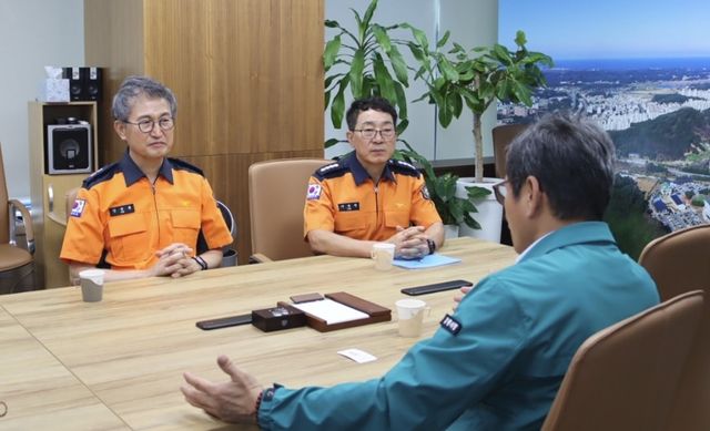 강릉시 찾은 김승룡 강원특별자치도소방본부장