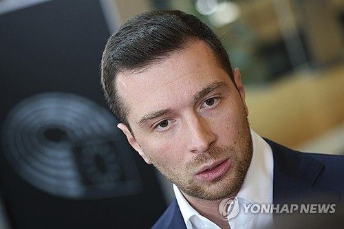 프랑스 극우 정당 대표 바르델라