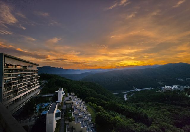 하이원리조트와 일출 [사진/성연재 기자] 